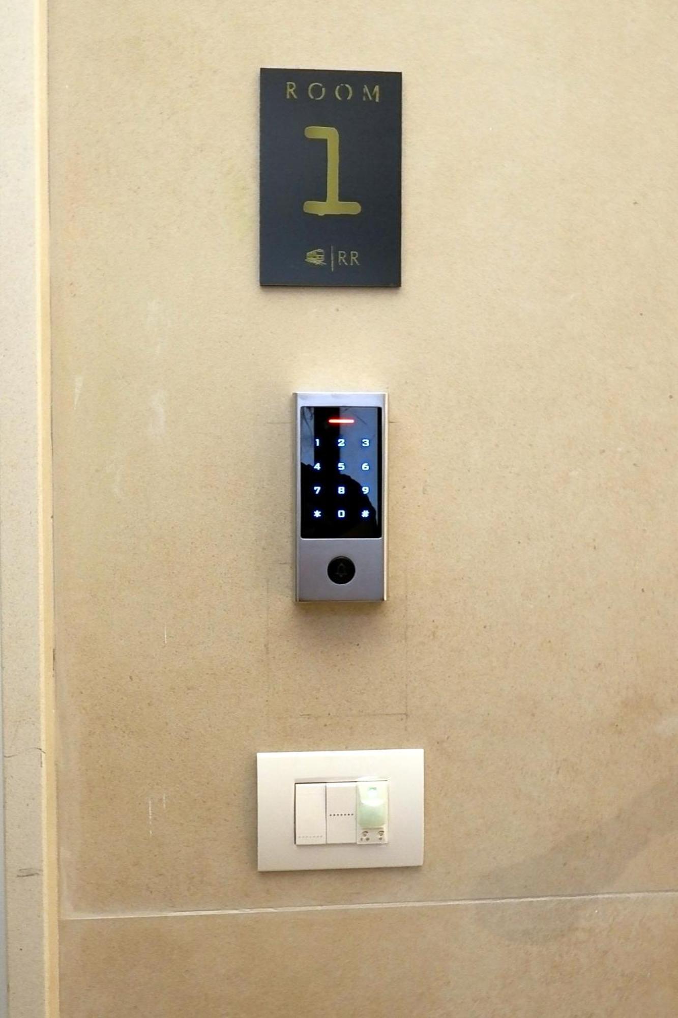 Railway Rooms Barletta Exterior photo